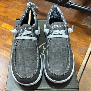 Ariat Gray and White Slip-On Loafers with Moc-Toe